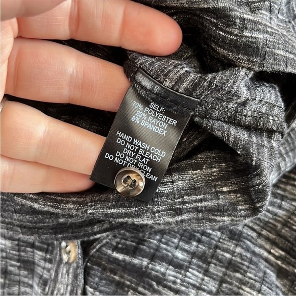 Lulu’s Jony Ribbed Button-Up Midi Sweater Dress Gray Space Dye - Picture 12 of 14